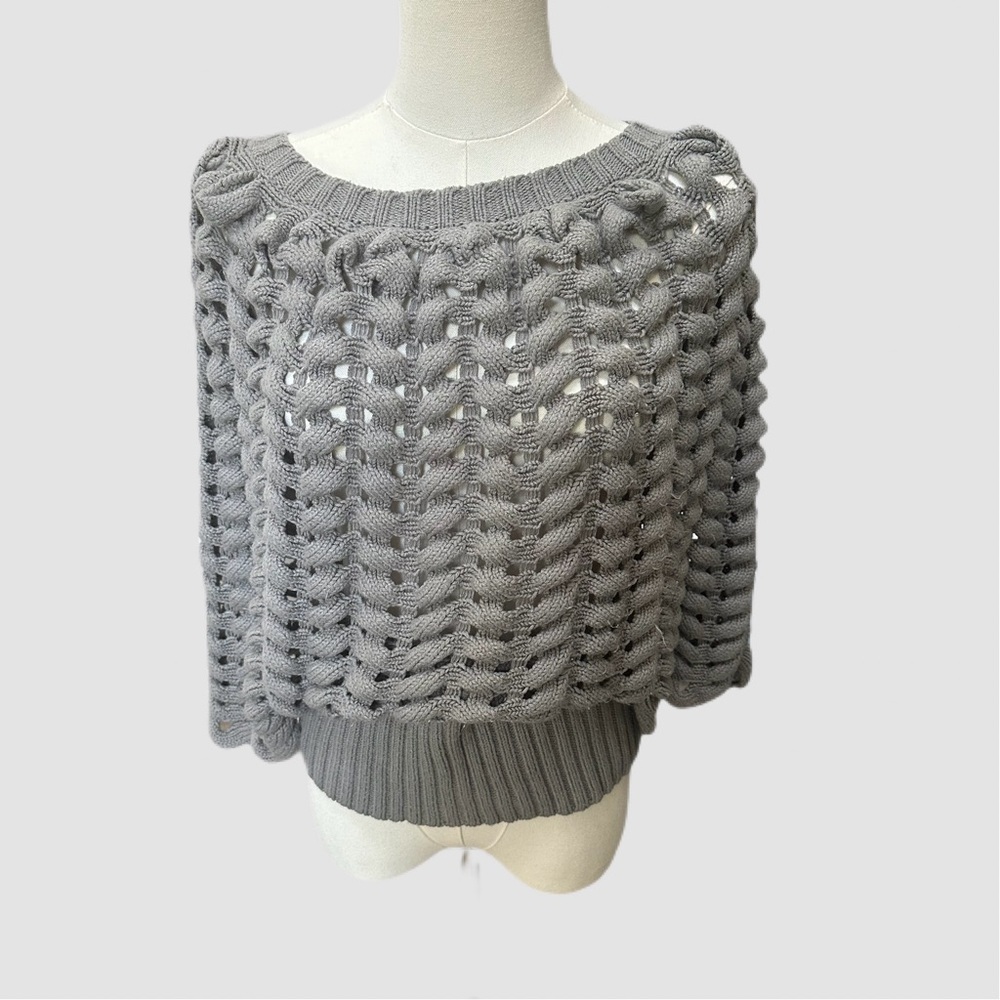 Wilster Gray Scalloped Sweater Loose Knit Shawl Poncho Style